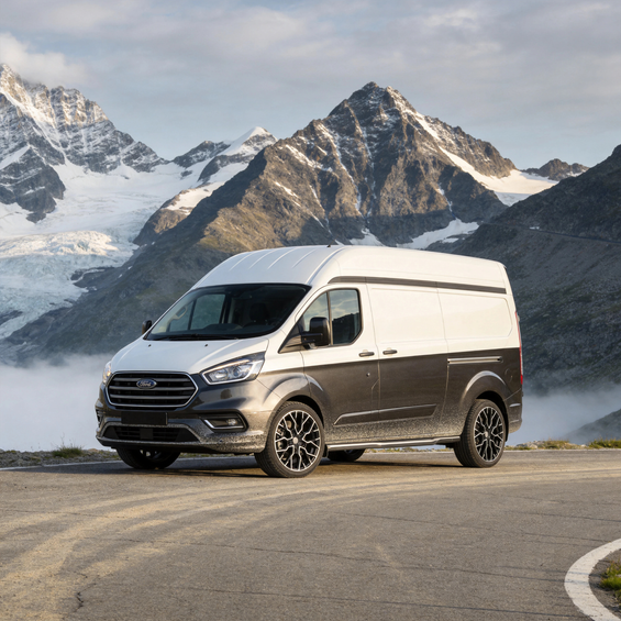 4x ROUES 18 Hiver FORD TOURNEO CUSTOM I Nokian 235/50 R18