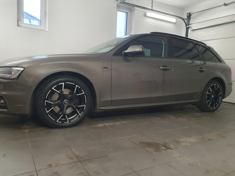 KOŁA 18 Letnie AUDI A3 8Y A3 8V A4 B5 RS3 8P S2 8B Dunlop 225/40 R18